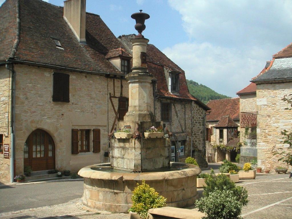 Auberge de La Fontaine Autoire Extérieur photo